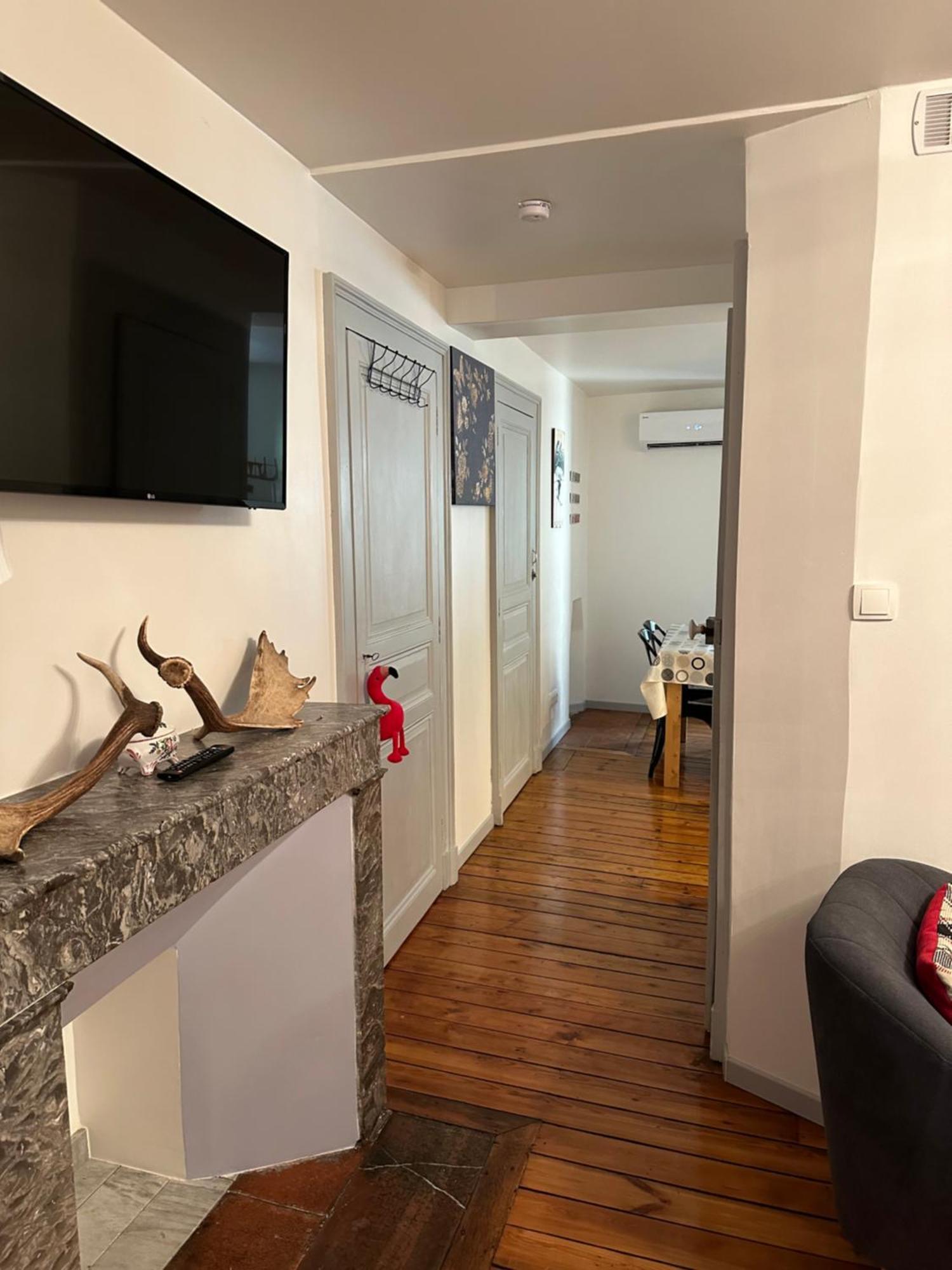 Bel Appartement Luchon Centre Wifi - Climatisation 6 Couchages Bagnères-de-Luchon エクステリア 写真